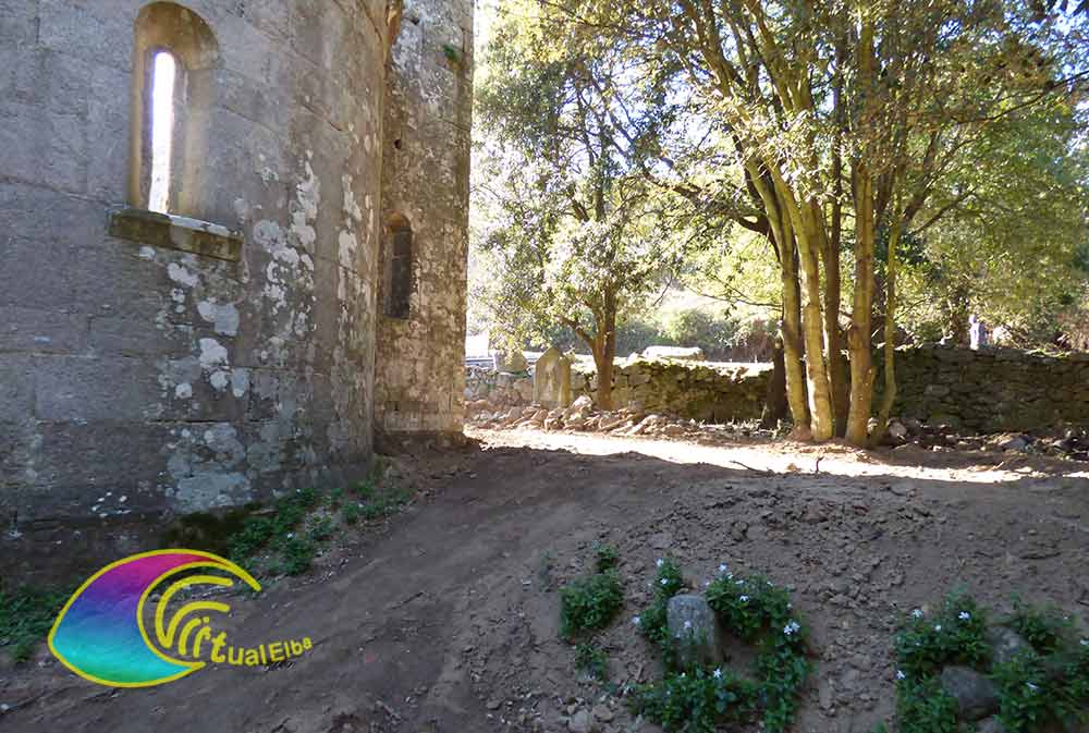 Extérieur de l'église romane de San Giovanni